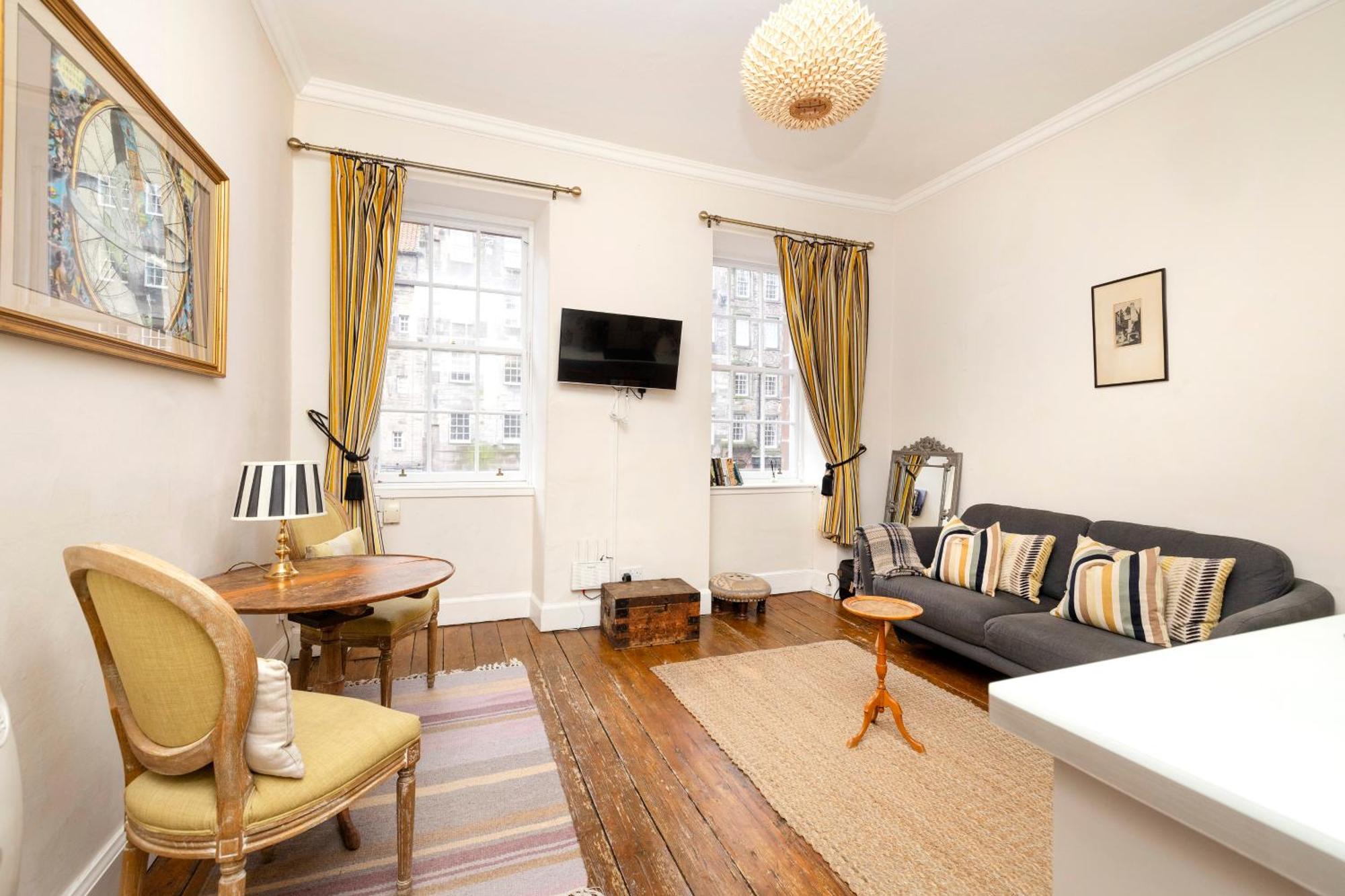 Joivy Classy Apartment Near Edinburgh Castle Екстер'єр фото